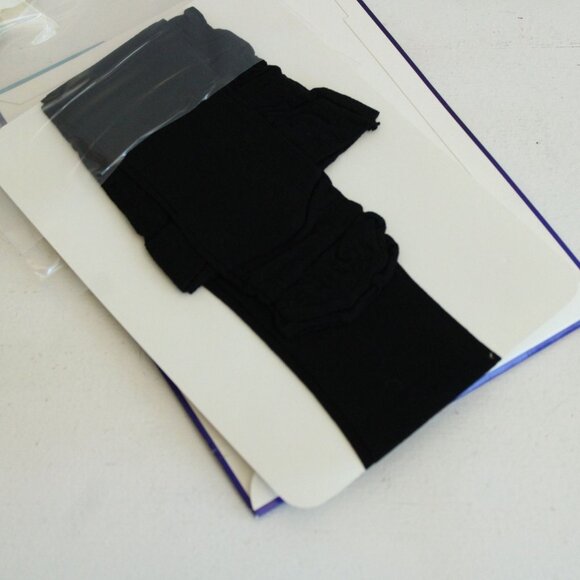 Vintage 1980s 1990s Pantyhose, New NOS Hanes Too, Size AB in Black, Sheer - Picture 7 of 10